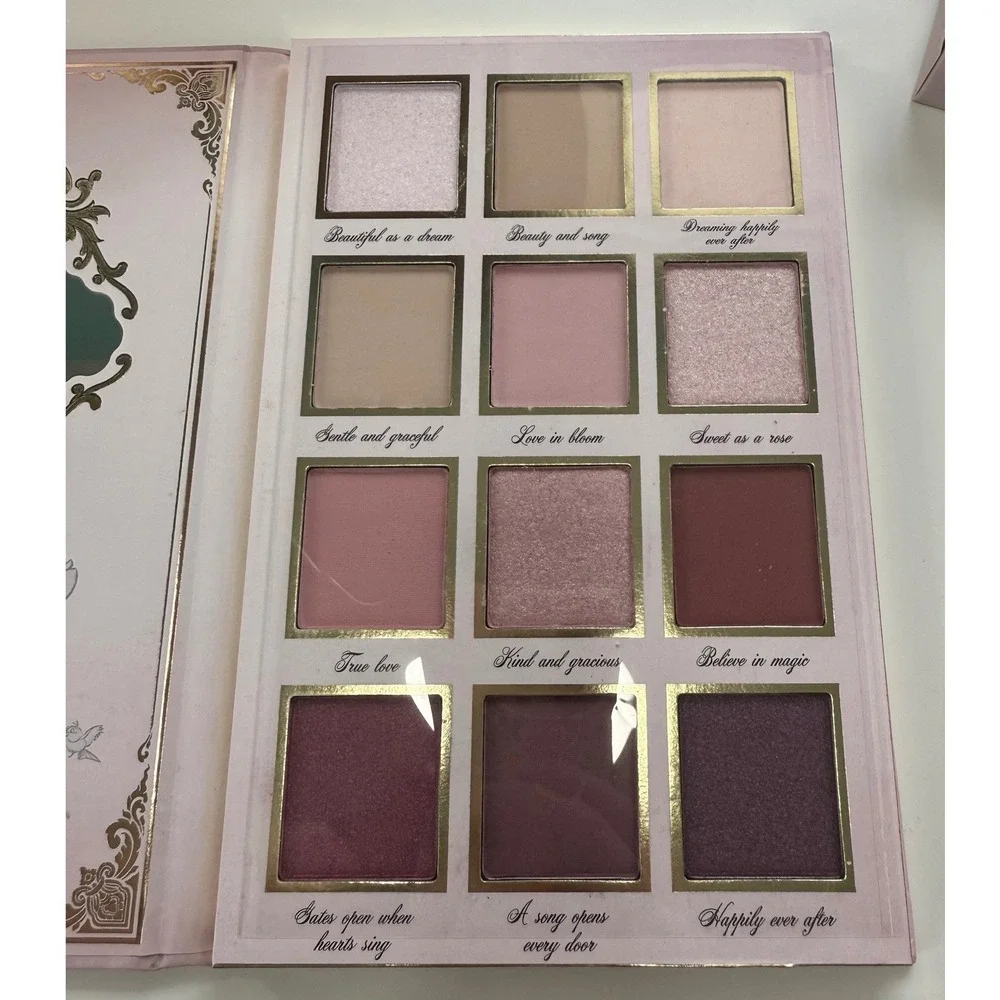 Disney Sleeping Beauty Eyeshadow Palette & Lip Oil Duo‎ Gift Set Coquette NEW